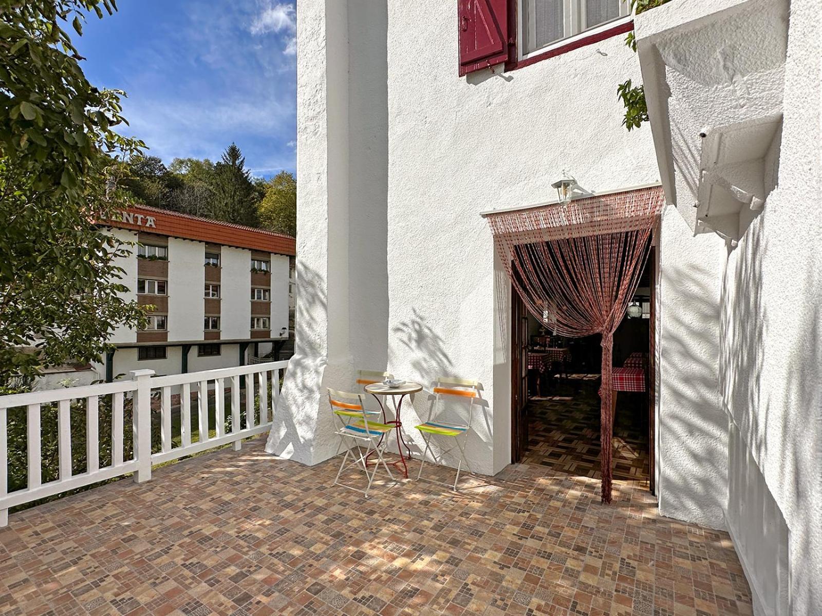 Etxeale Hotel Valcarlos Exterior foto
