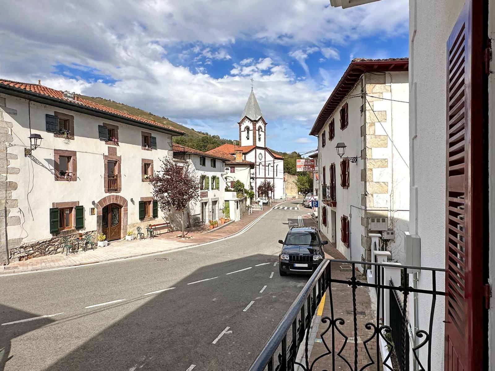 Etxeale Hotel Valcarlos Exterior foto